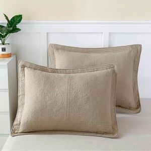 Amazon Essentials Tan Quilted Pillow Shams